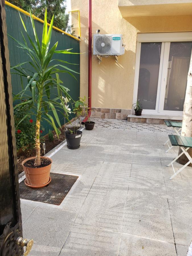 Phoenix Studio Bukarest Exteriör bild